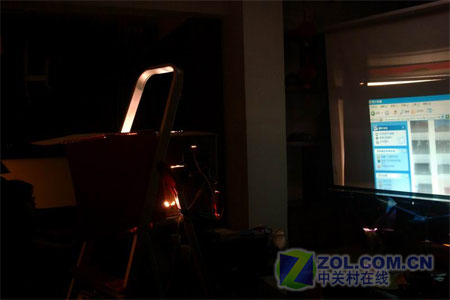 ������Ц ǧԪ����ͶӰ������ɶģ��